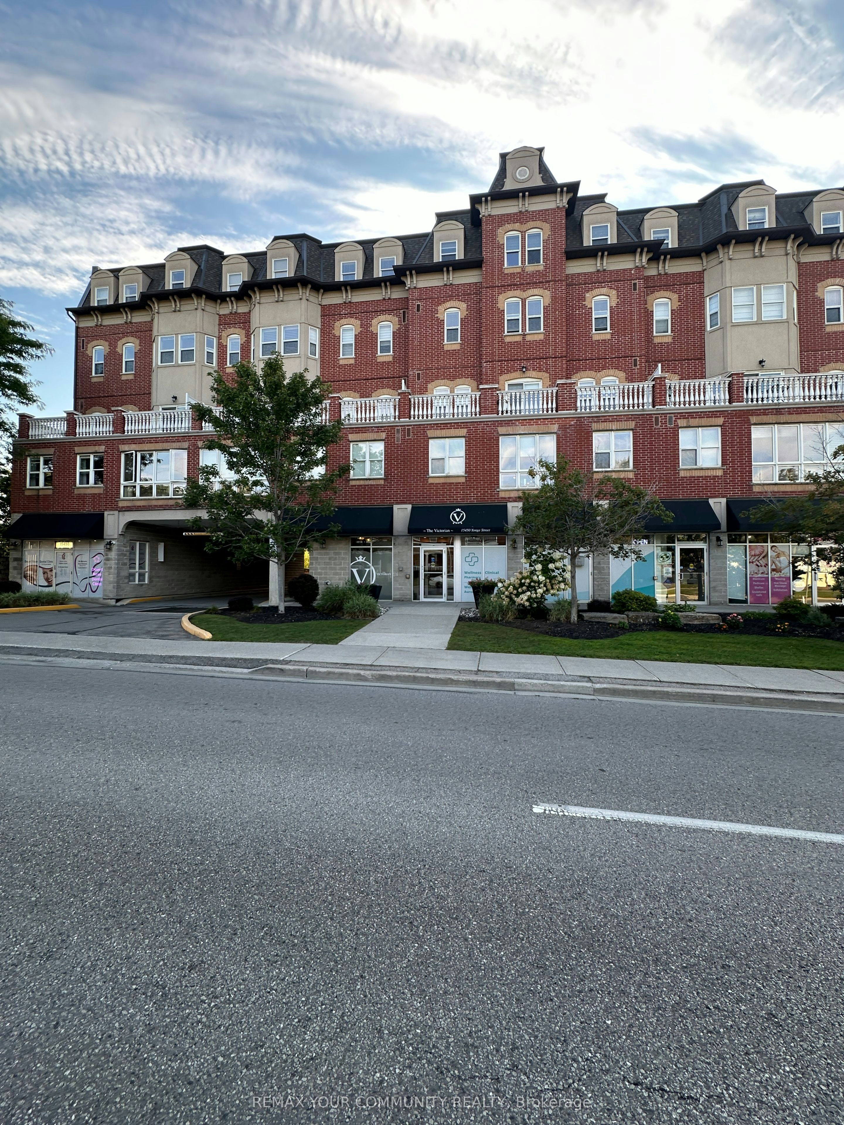 205-15450 Yonge Street, Aurora, ON, L4G 0K1