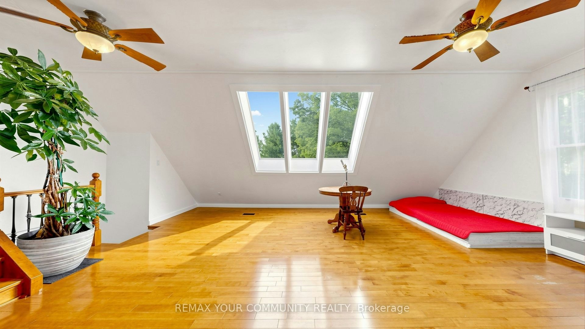 243 Ridge Road, Aurora, ON, L4G 0M3 - 42