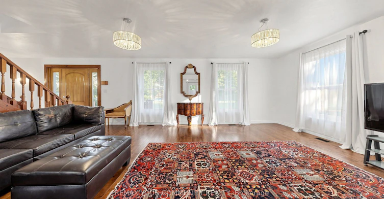 243 Ridge Road, Aurora, ON, L4G 0M3 - 9