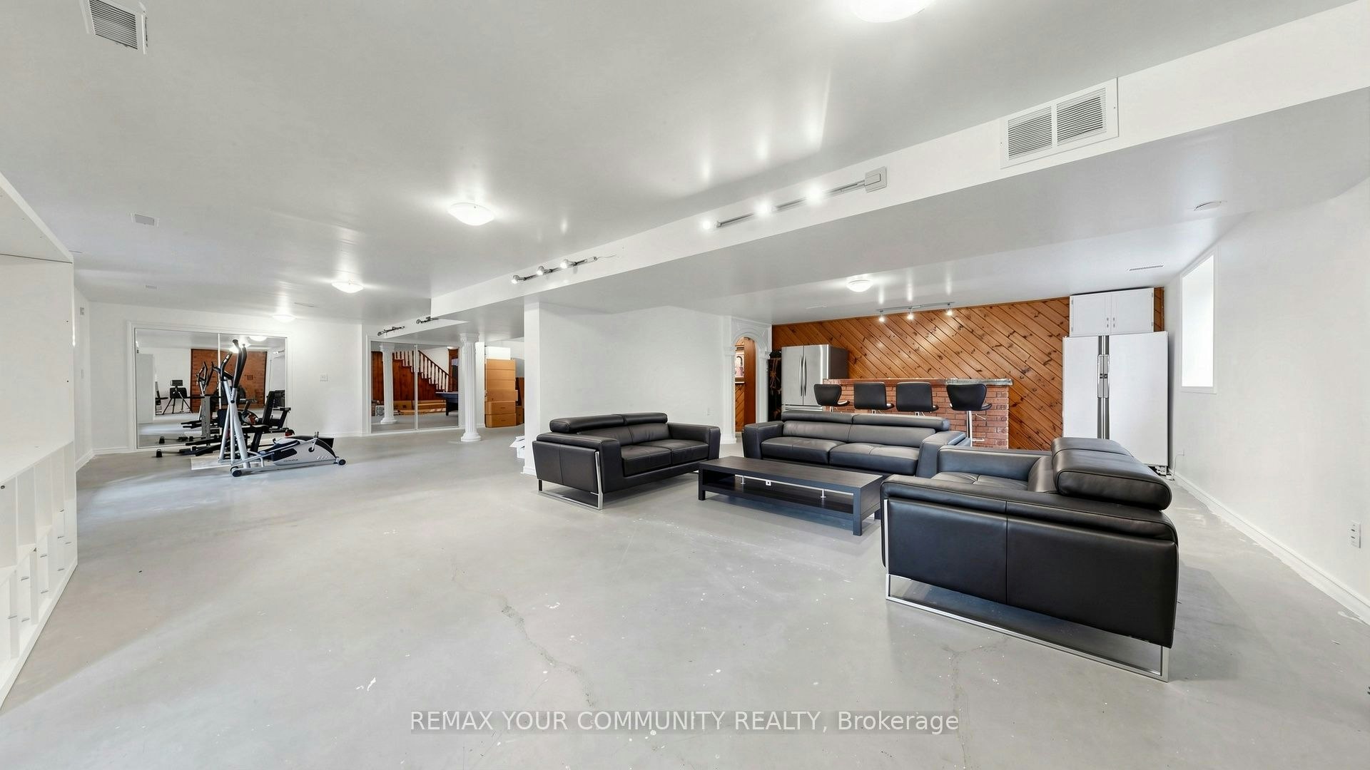243 Ridge Road, Aurora, ON, L4G 0M3 - 43