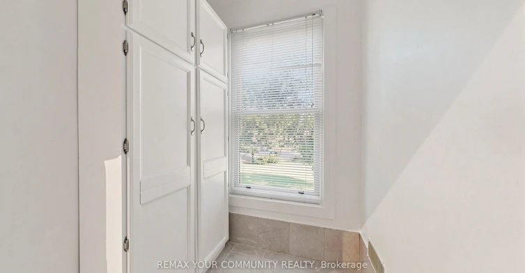 243 Ridge Road, Aurora, ON, L4G 0M3 - 36