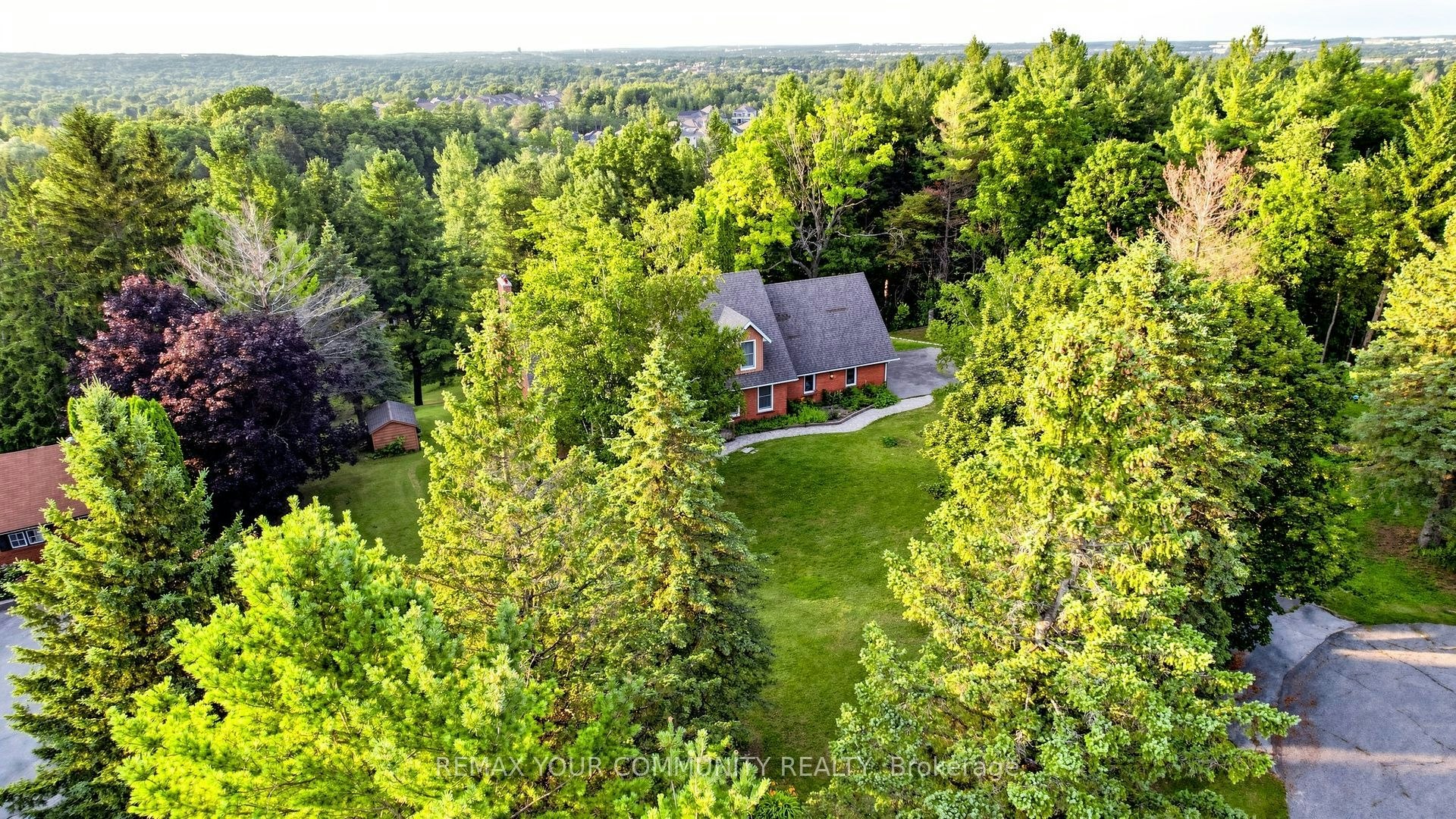 243 Ridge Road, Aurora, ON, L4G 0M3 - 5