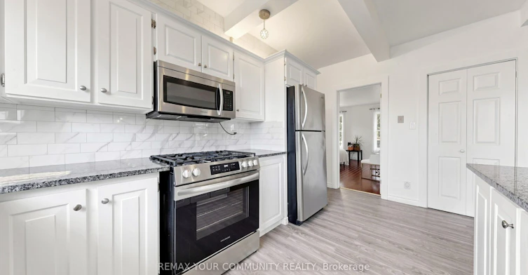 243 Ridge Road, Aurora, ON, L4G 0M3 - 21