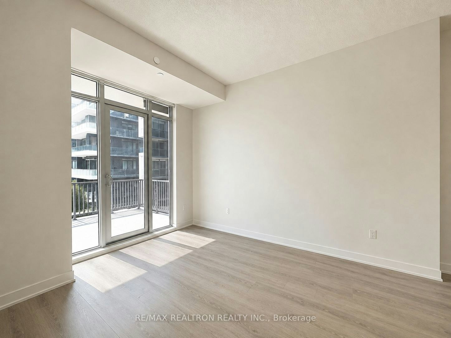 1036-8119 Birchmount Road, Markham, ON, L6G 0H5 - 11
