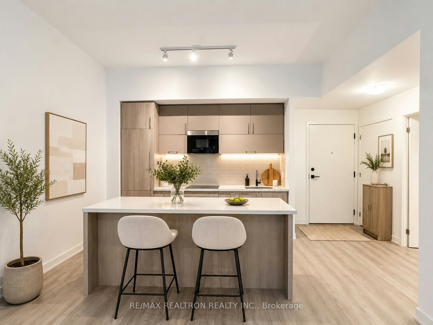 1036-8119 Birchmount Road, Markham, ON, L6G 0H5 - 2