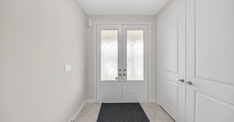 64 Big Canoe Drive, Georgina, ON, L0E 1R0 - 2