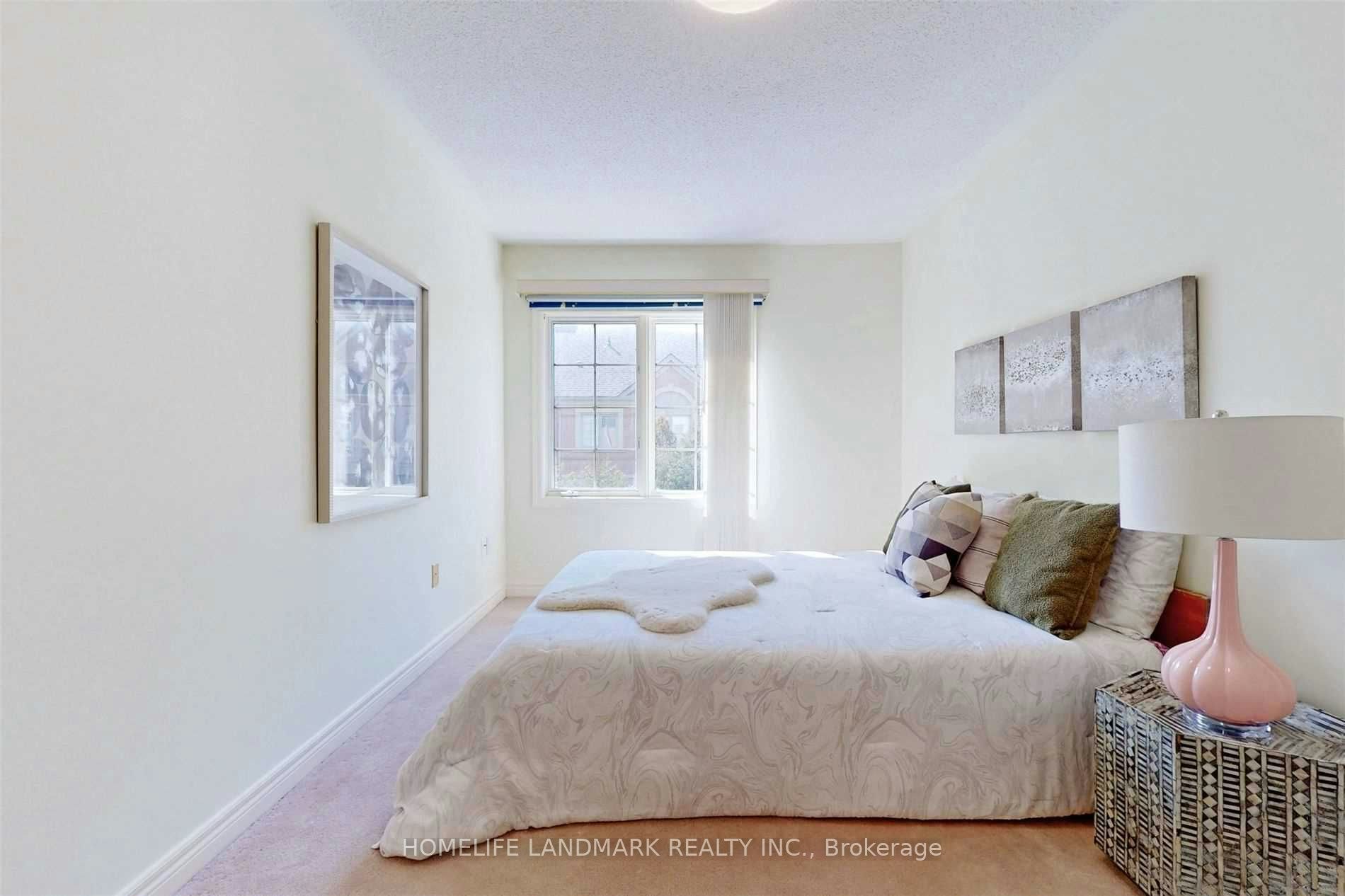 22 Kingsbridge Circle, Vaughan, ON, L4J 8N7 - 18