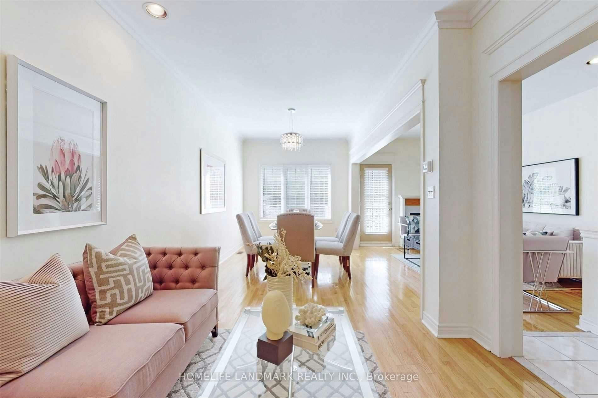 22 Kingsbridge Circle, Vaughan, ON, L4J 8N7 - 4
