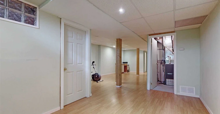 22 Kingsbridge Circle, Vaughan, ON, L4J 8N7 - 23
