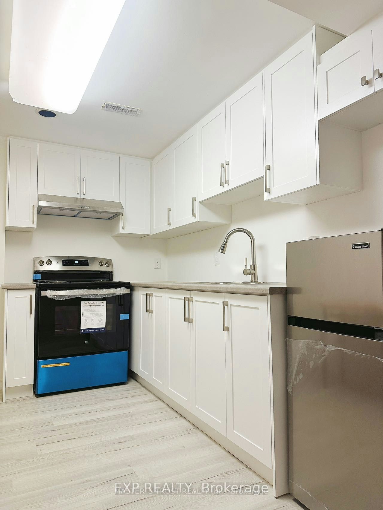 Lower-11 Marion Crescent, Markham, ON, L3P 6E8 - 4