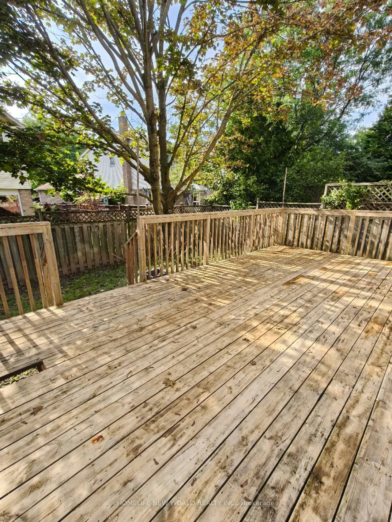 32 Moorcrest Drive, Aurora, ON, L4G 3R4 - 27