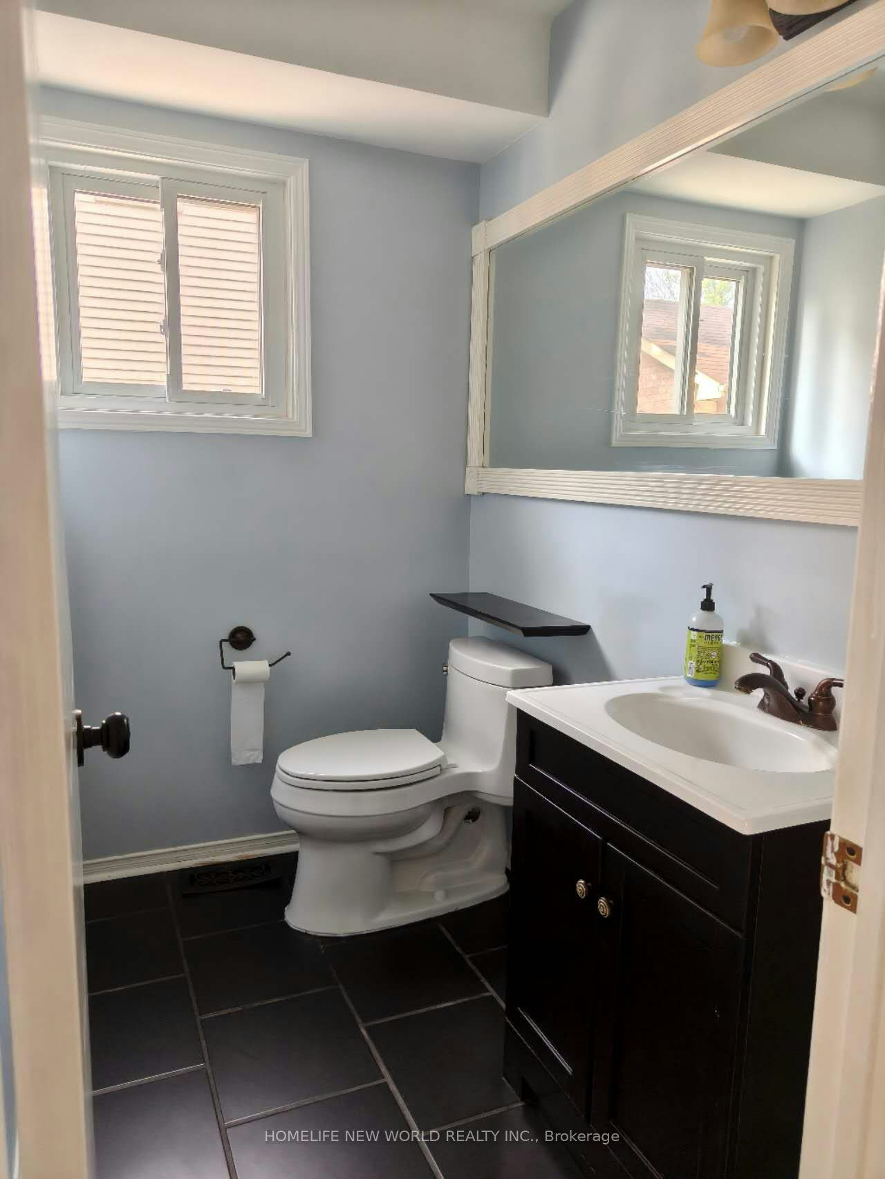 32 Moorcrest Drive, Aurora, ON, L4G 3R4 - 8