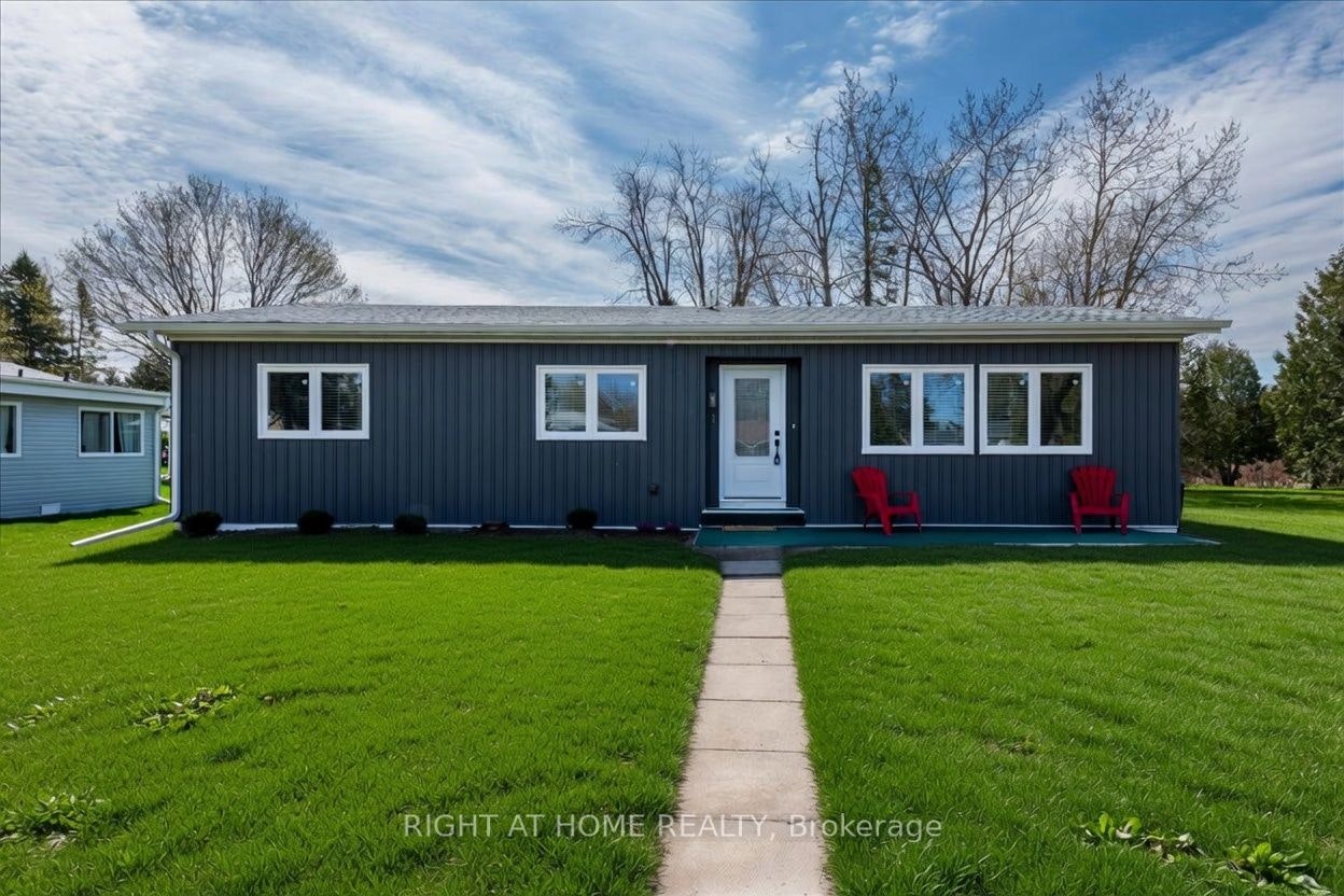 1 South Boulevard, Innisfil, ON, L9S 1L7