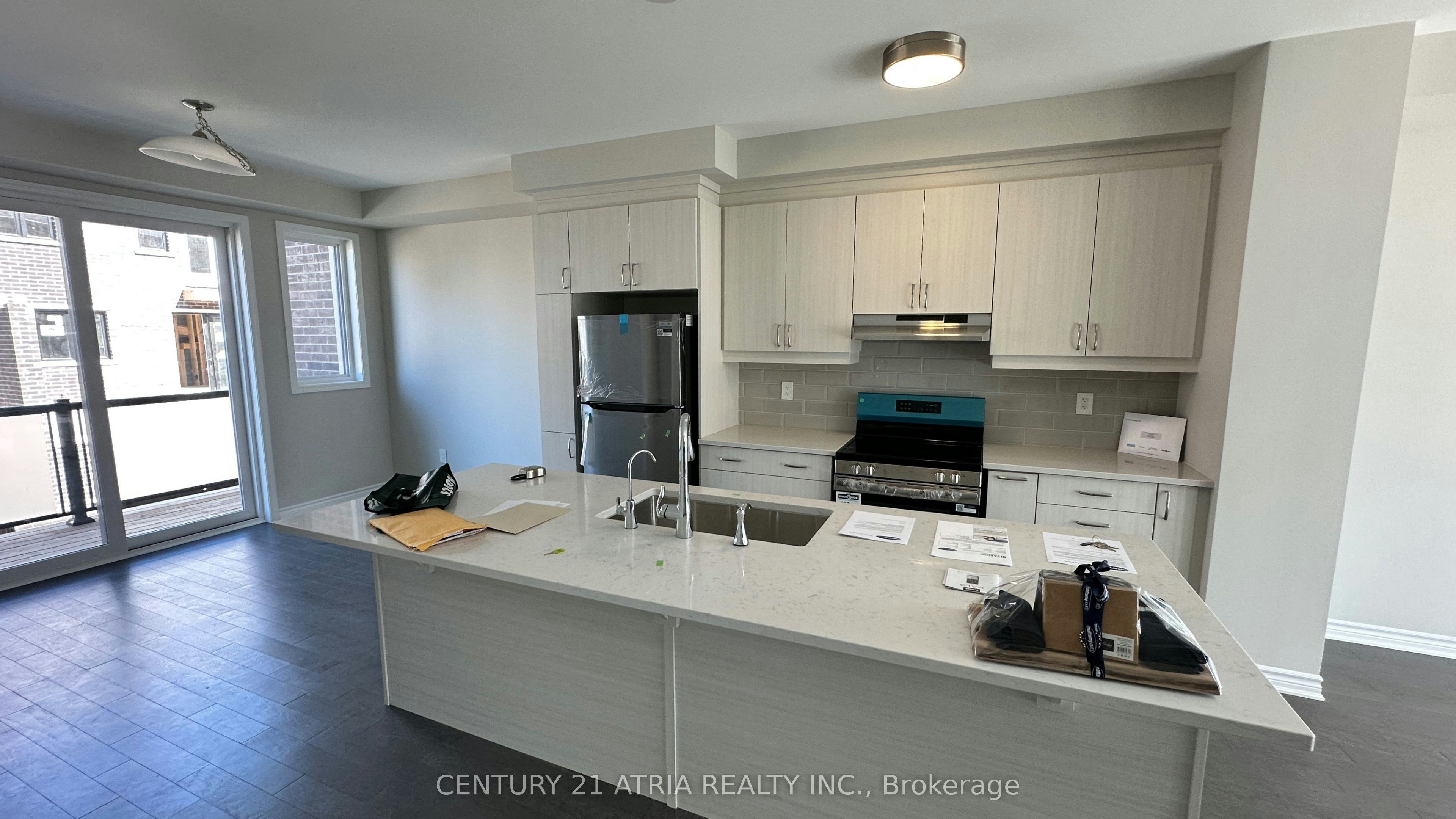 334 Stony Hill Boulevard, Markham, ON, L6C 3S3 - 3