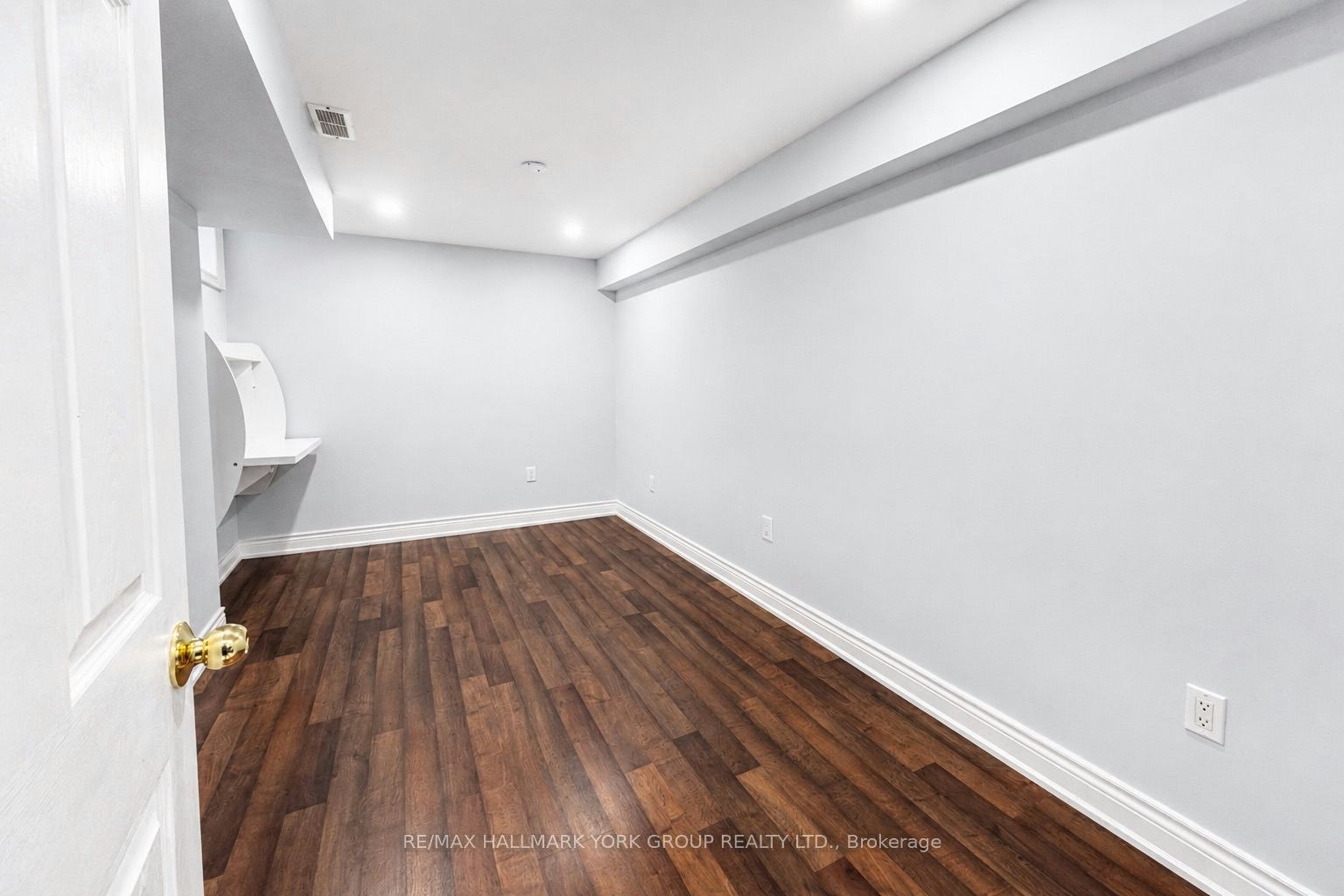 33 Deerwood Crescent, Richmond Hill, ON, L4E 3V4 - 7