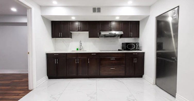 33 Deerwood Crescent, Richmond Hill, ON, L4E 3V4 - 3