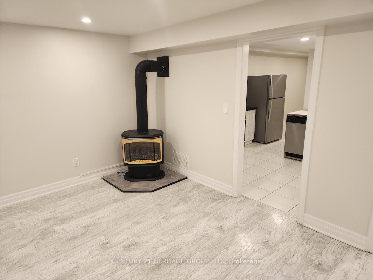 Bsmt-490 Cody Crescent, Newmarket, ON, L3Y 8W7 - 4
