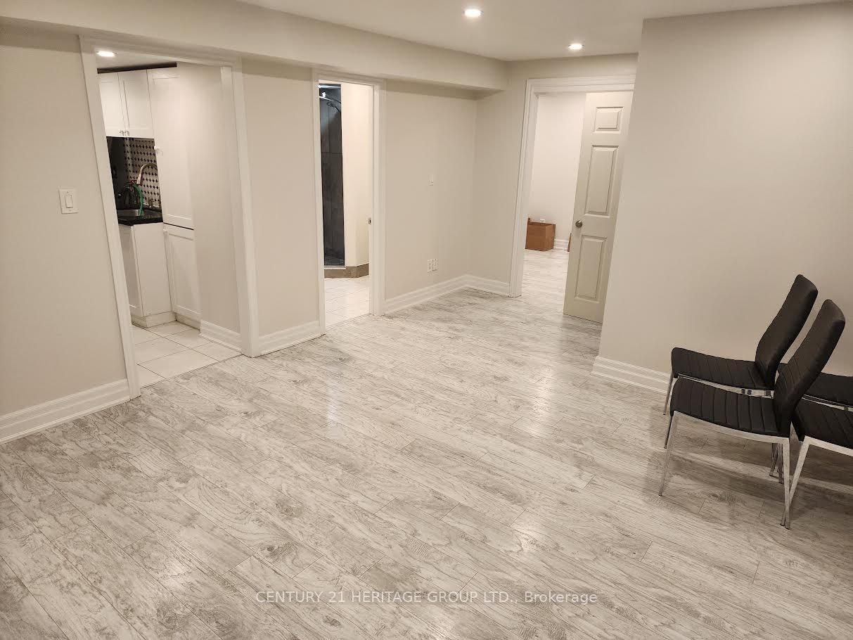 Bsmt-490 Cody Crescent, Newmarket, ON, L3Y 8W7 - 3