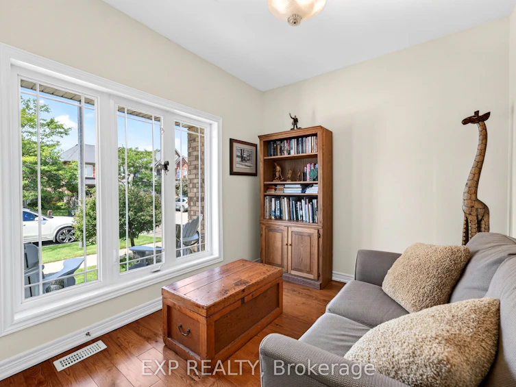 17 Wyndham Circle, Georgina, ON, L0E 1R0 - 26
