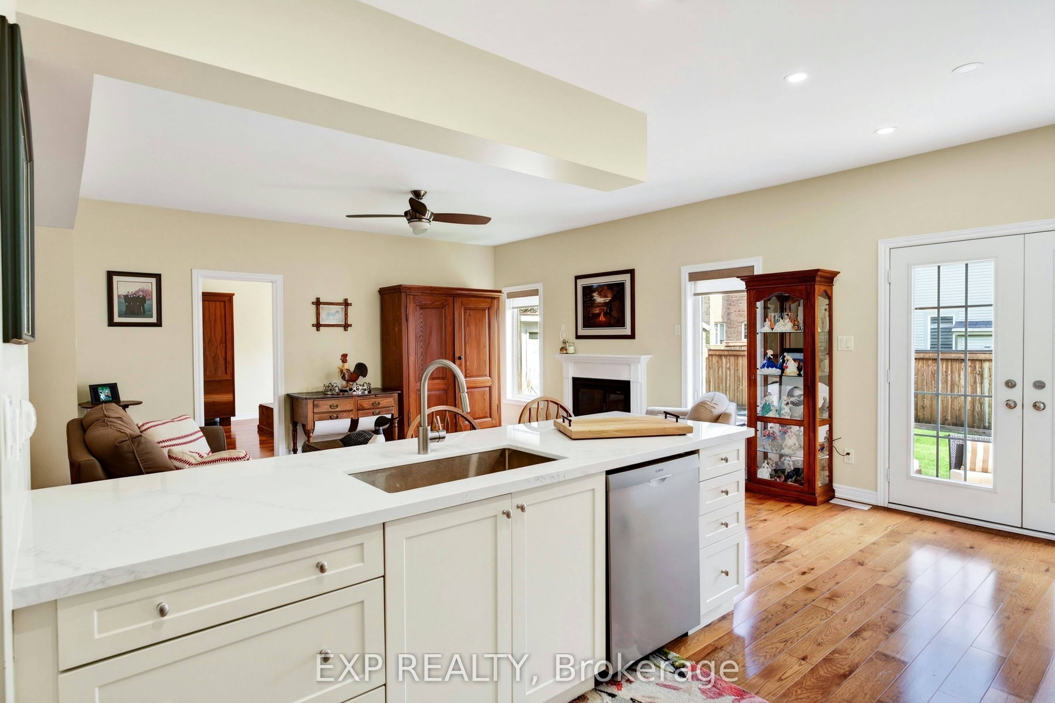 17 Wyndham Circle, Georgina, ON, L0E 1R0 - 18
