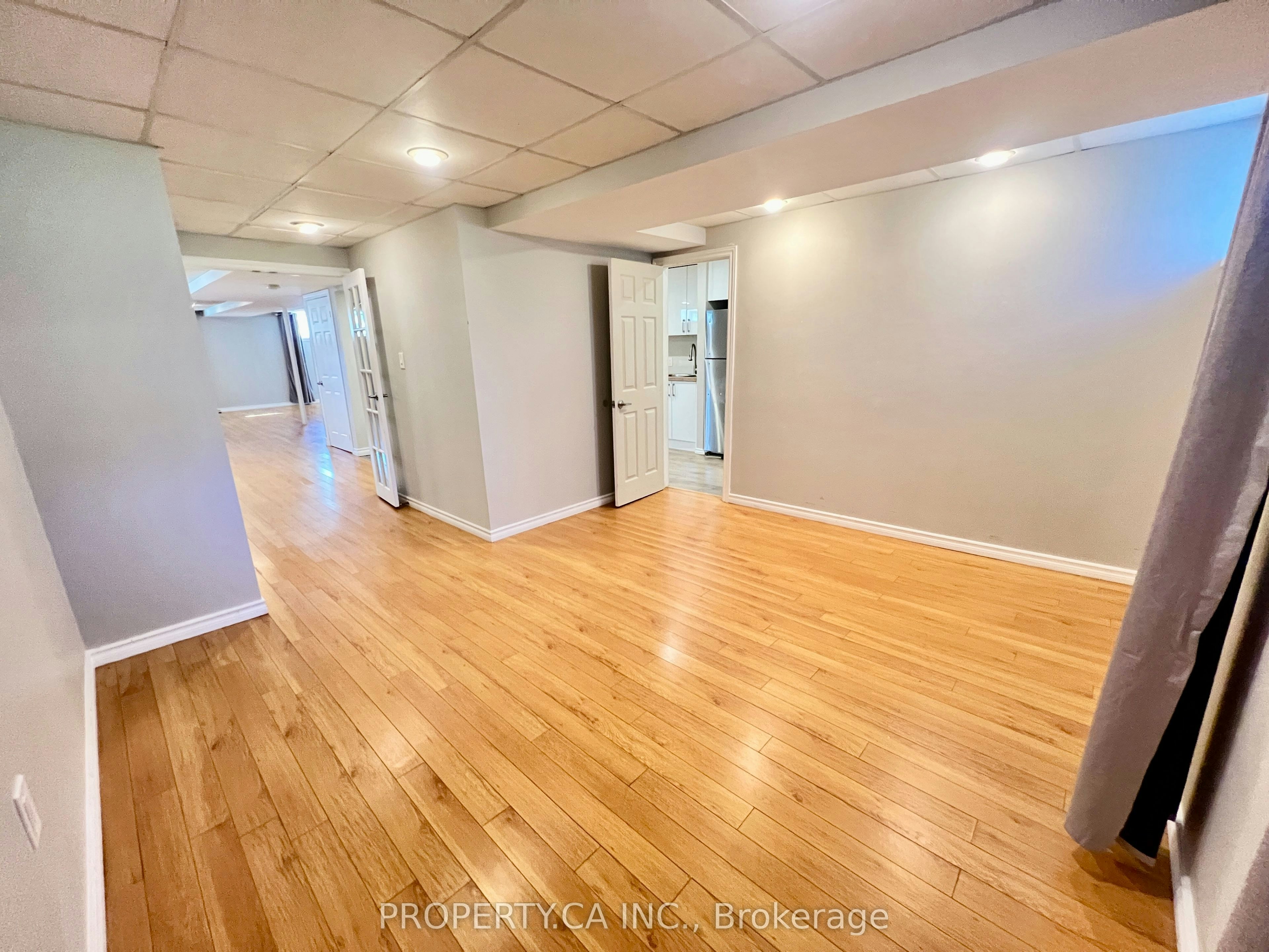 Lower-205 Talbot Crescent, Newmarket, ON, L3Y 1A4 - 5