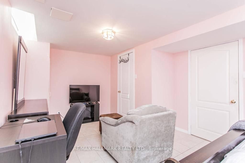 Basement-49 Nantucket Drive, Richmond Hill, ON, L4E 3V8 - 7