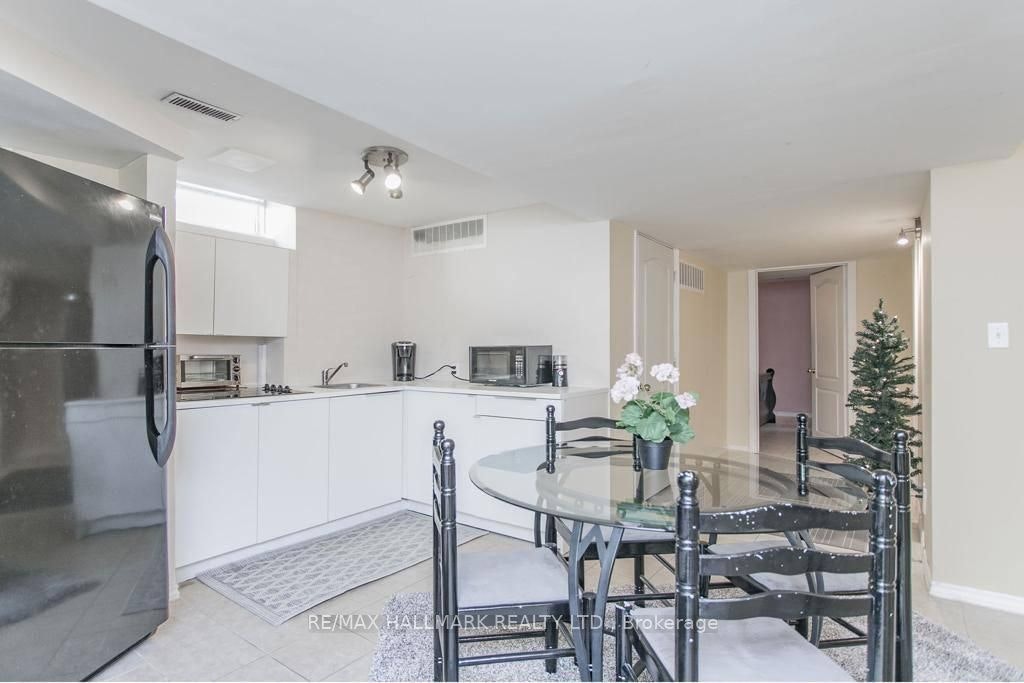 Basement-49 Nantucket Drive, Richmond Hill, ON, L4E 3V8 - 3