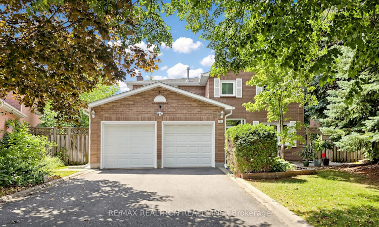 15 Rainey Court