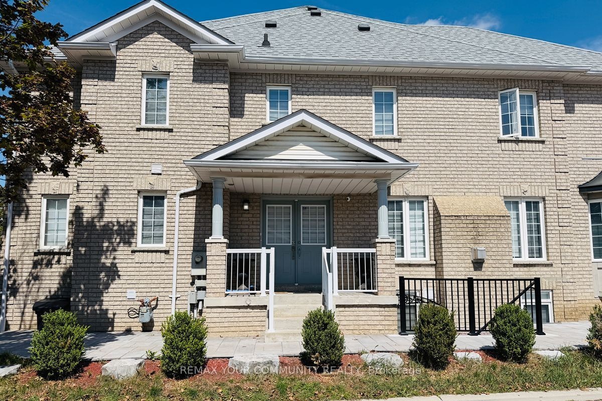 15 Benjamin Hood Crescent, Vaughan, ON, L4K 5M3