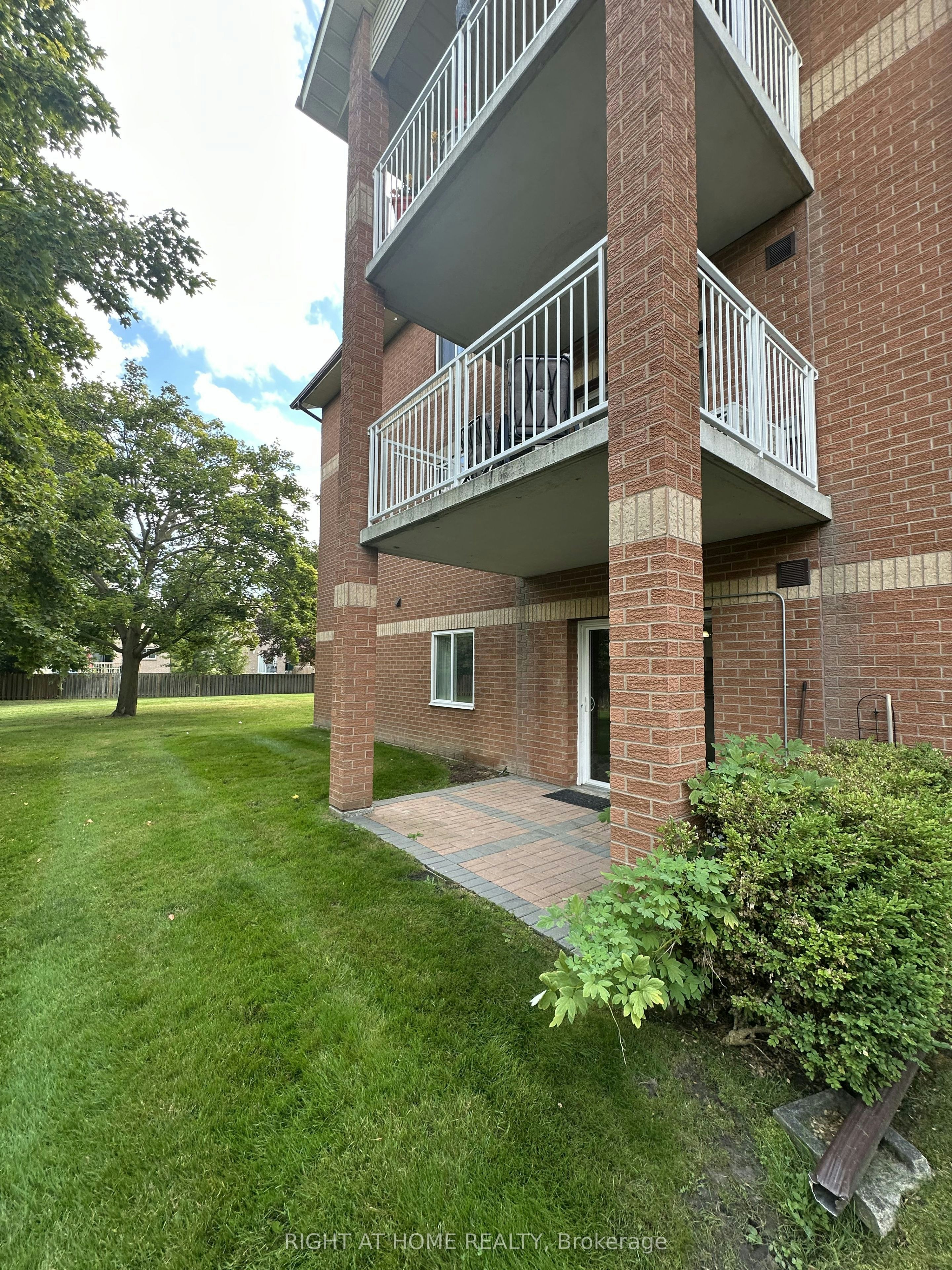 106-247 King Street, New Tecumseth, ON, L9R 1N4 - 32