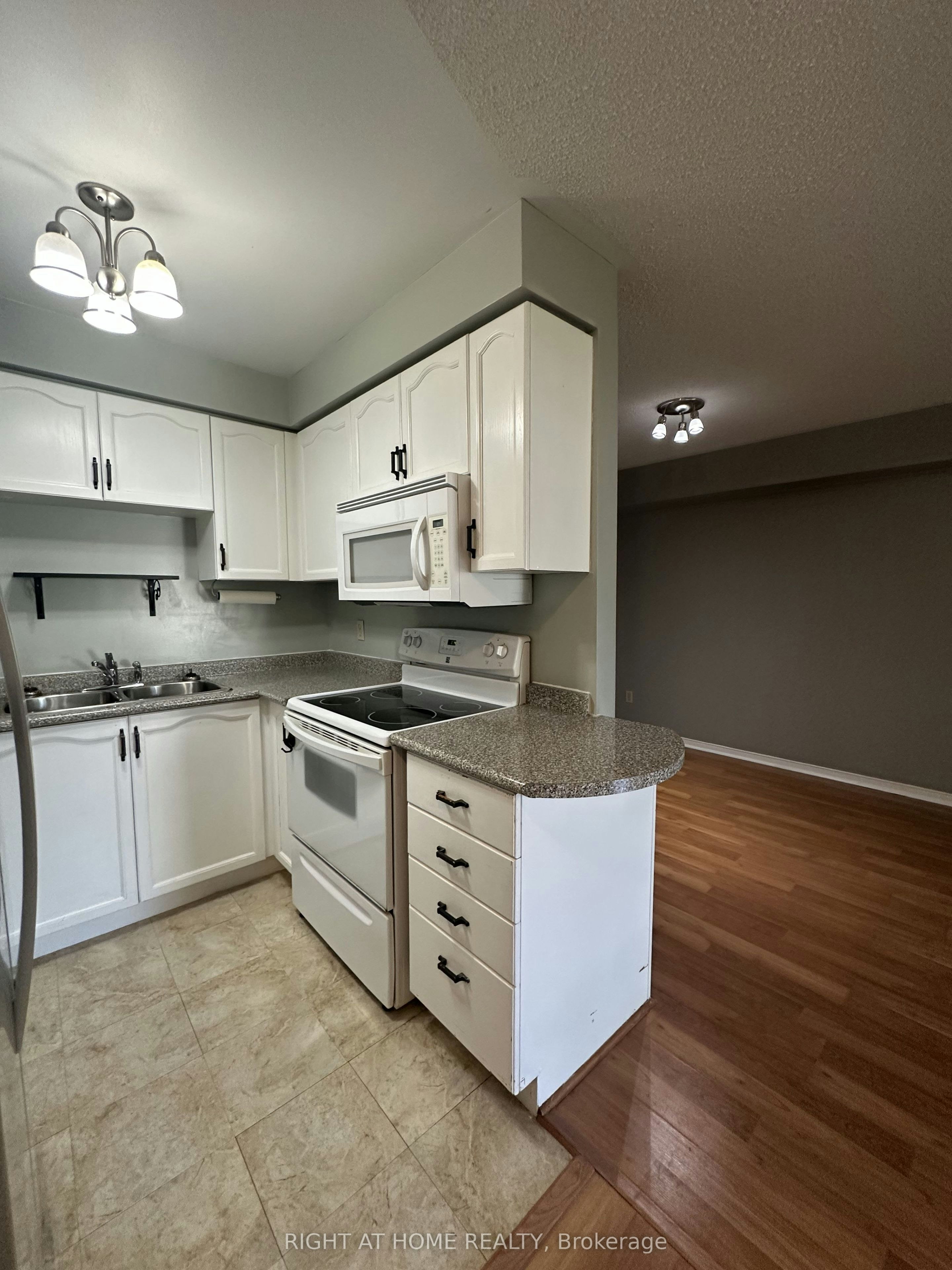 106-247 King Street, New Tecumseth, ON, L9R 1N4 - 19