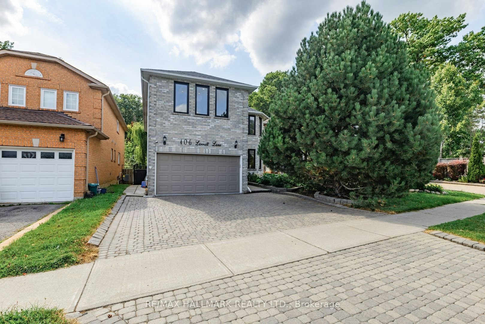 106 Larratt Lane, Richmond Hill, ON, L4C 0E3
