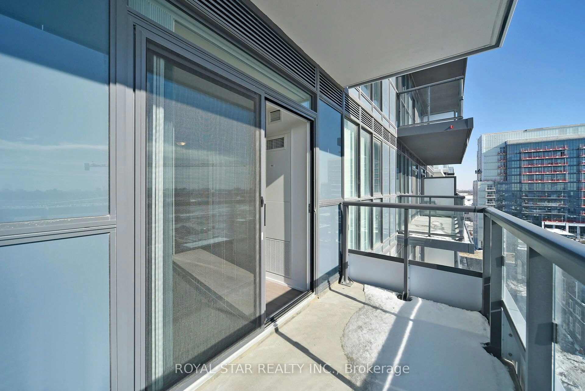 909-10 Honeycrisp Crescent, Vaughan, ON, L4K 0M7 - 35