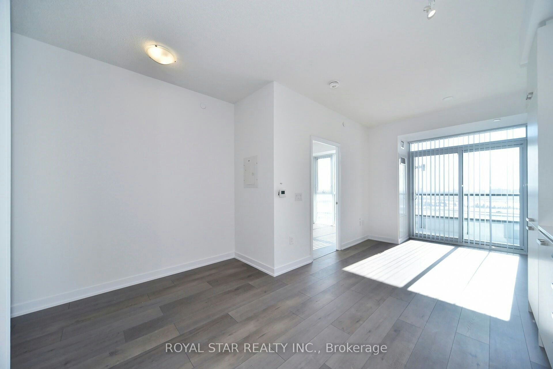 909-10 Honeycrisp Crescent, Vaughan, ON, L4K 0M7 - 24