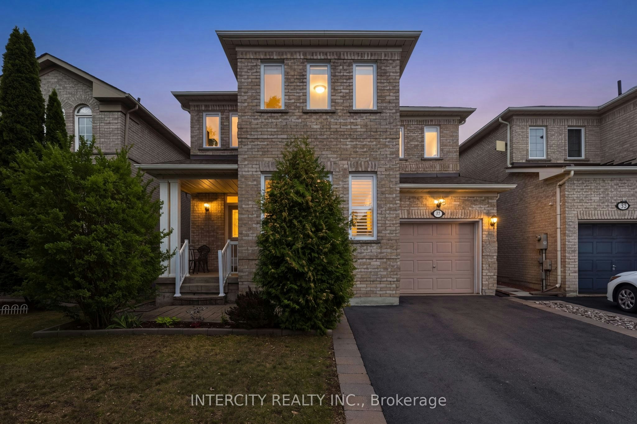 37 Redfinch Crescent, Vaughan, ON, L4H 2C5