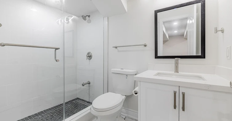 103 Beverley Glen Boulevard, Vaughan, ON, L4J 7V2 - 7