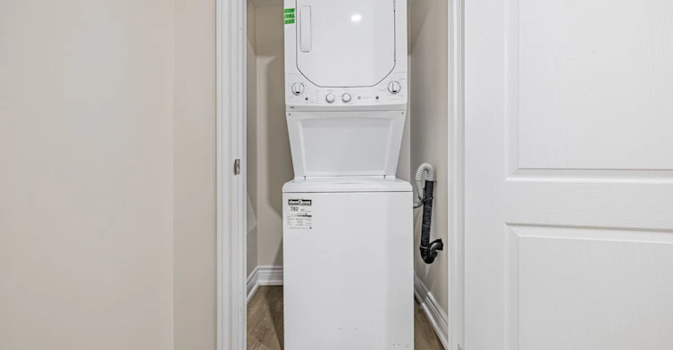 103 Beverley Glen Boulevard, Vaughan, ON, L4J 7V2 - 4