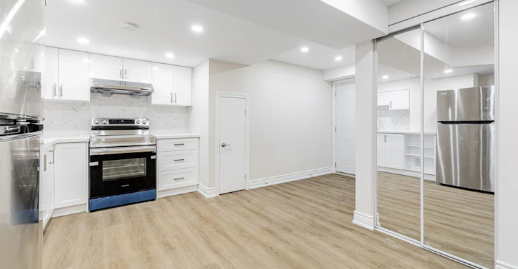 103 Beverley Glen Boulevard, Vaughan, ON, L4J 7V2 - 10