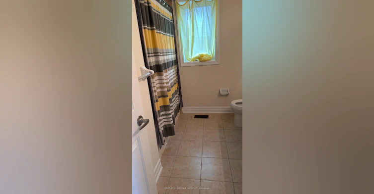 11 Fred Mason Street, Georgina, ON, L4P 0B2 - 11