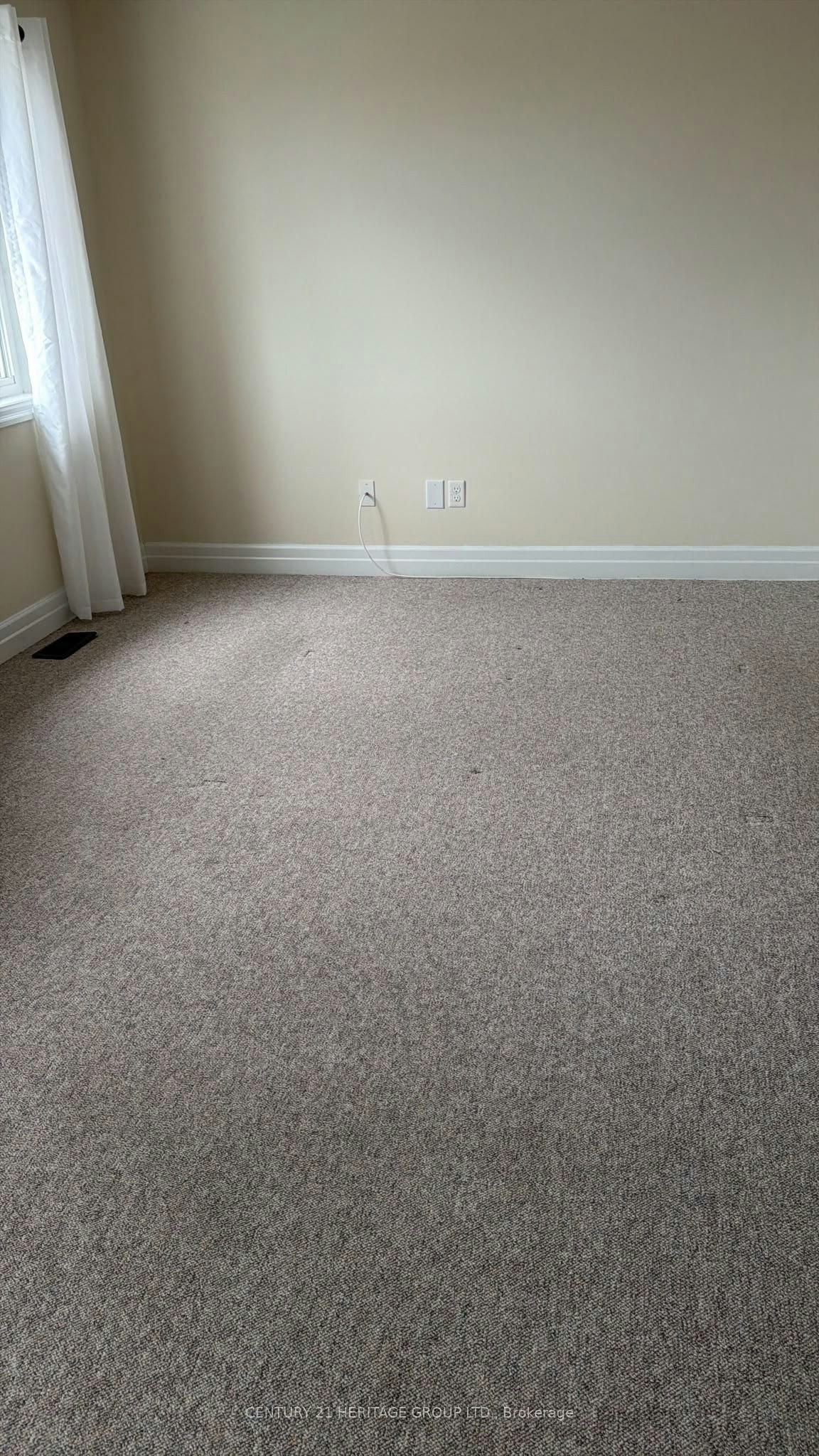 11 Fred Mason Street, Georgina, ON, L4P 0B2 - 14