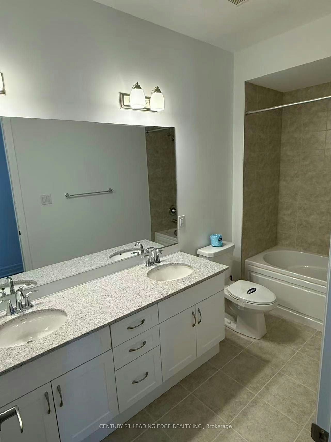 508 Berczy Green Drive, Markham, ON, L6C 3R6 - 6