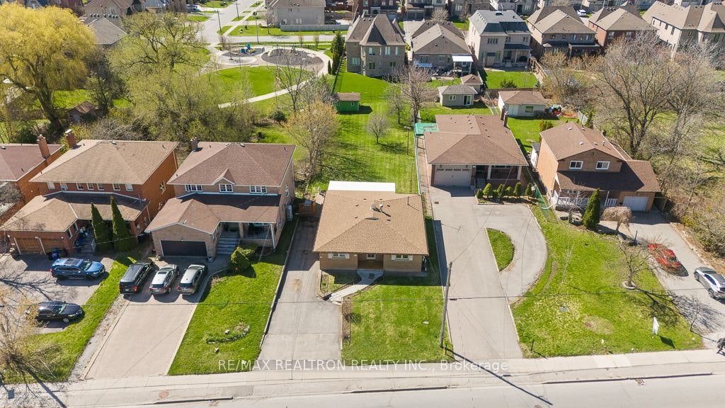 163 Elgin Mills Road W, Richmond Hill, ON, L4C 4M3