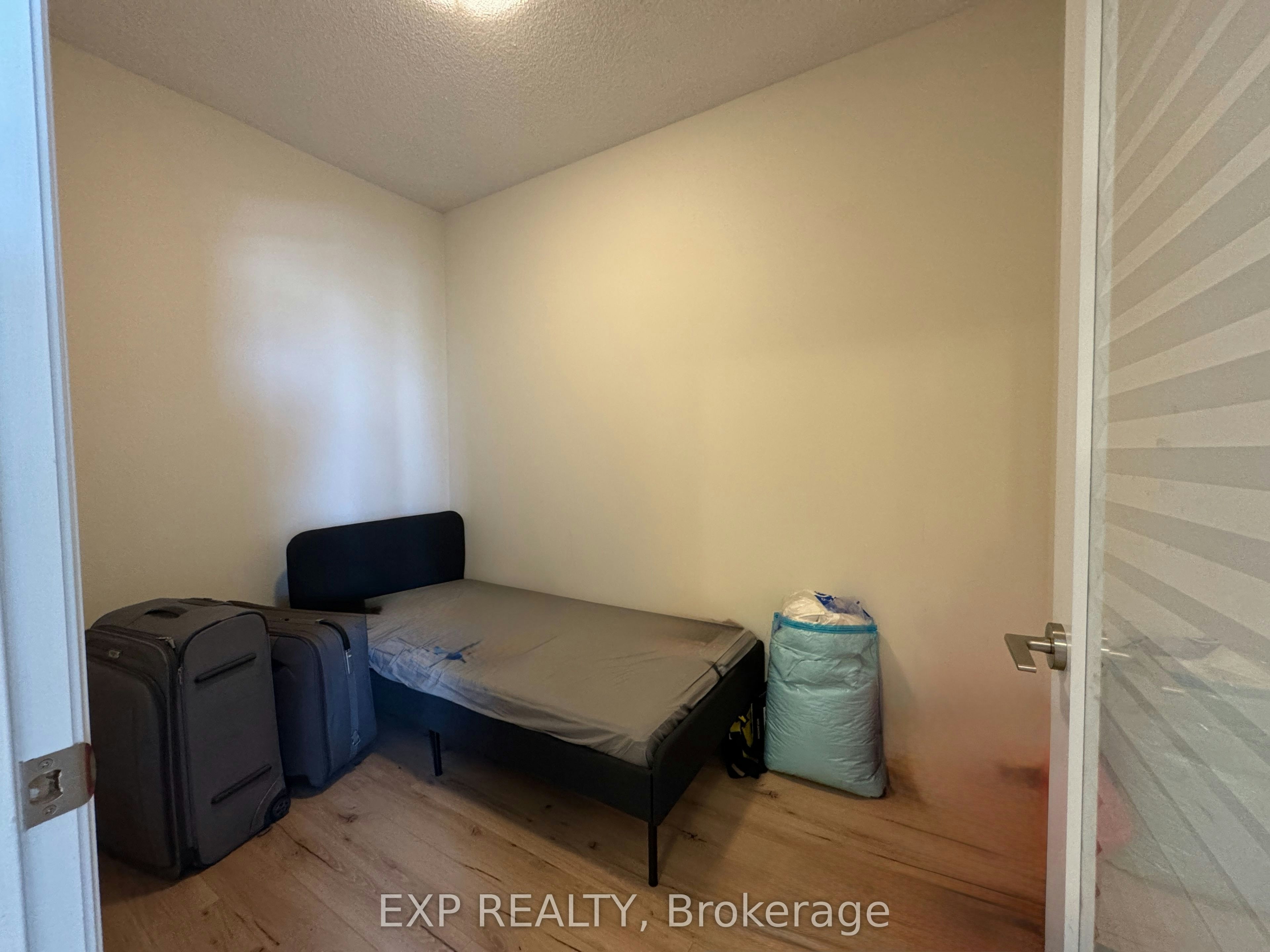 321-25 Water Walk Drive, Markham, ON, L6G 0G3 - 9