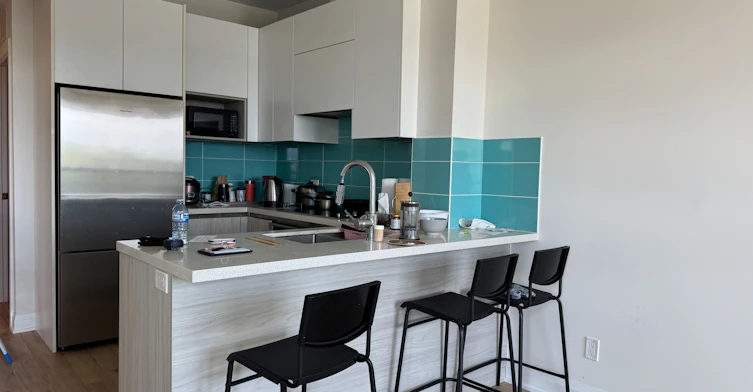 321-25 Water Walk Drive, Markham, ON, L6G 0G3 - 7