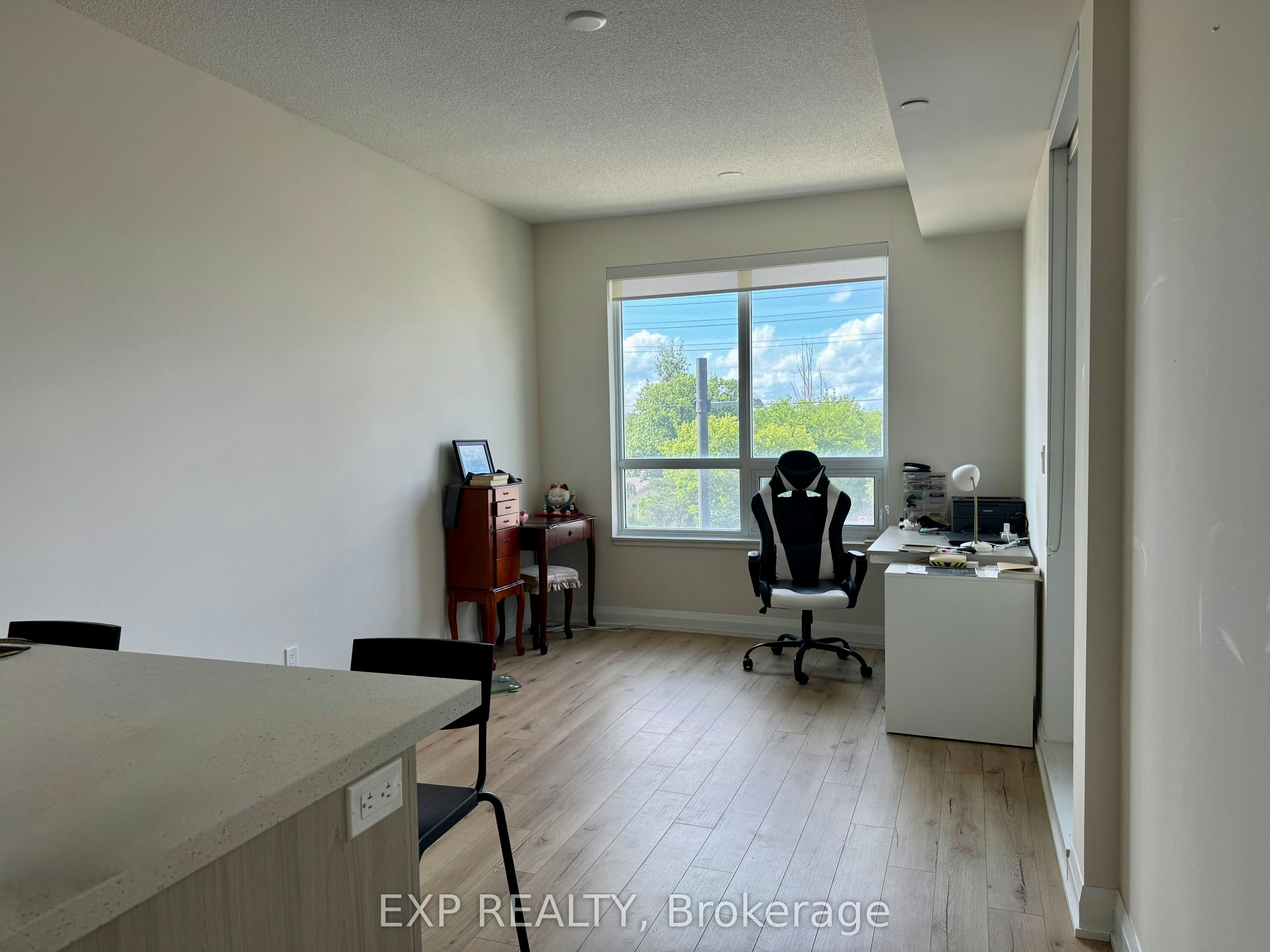 321-25 Water Walk Drive, Markham, ON, L6G 0G3 - 8
