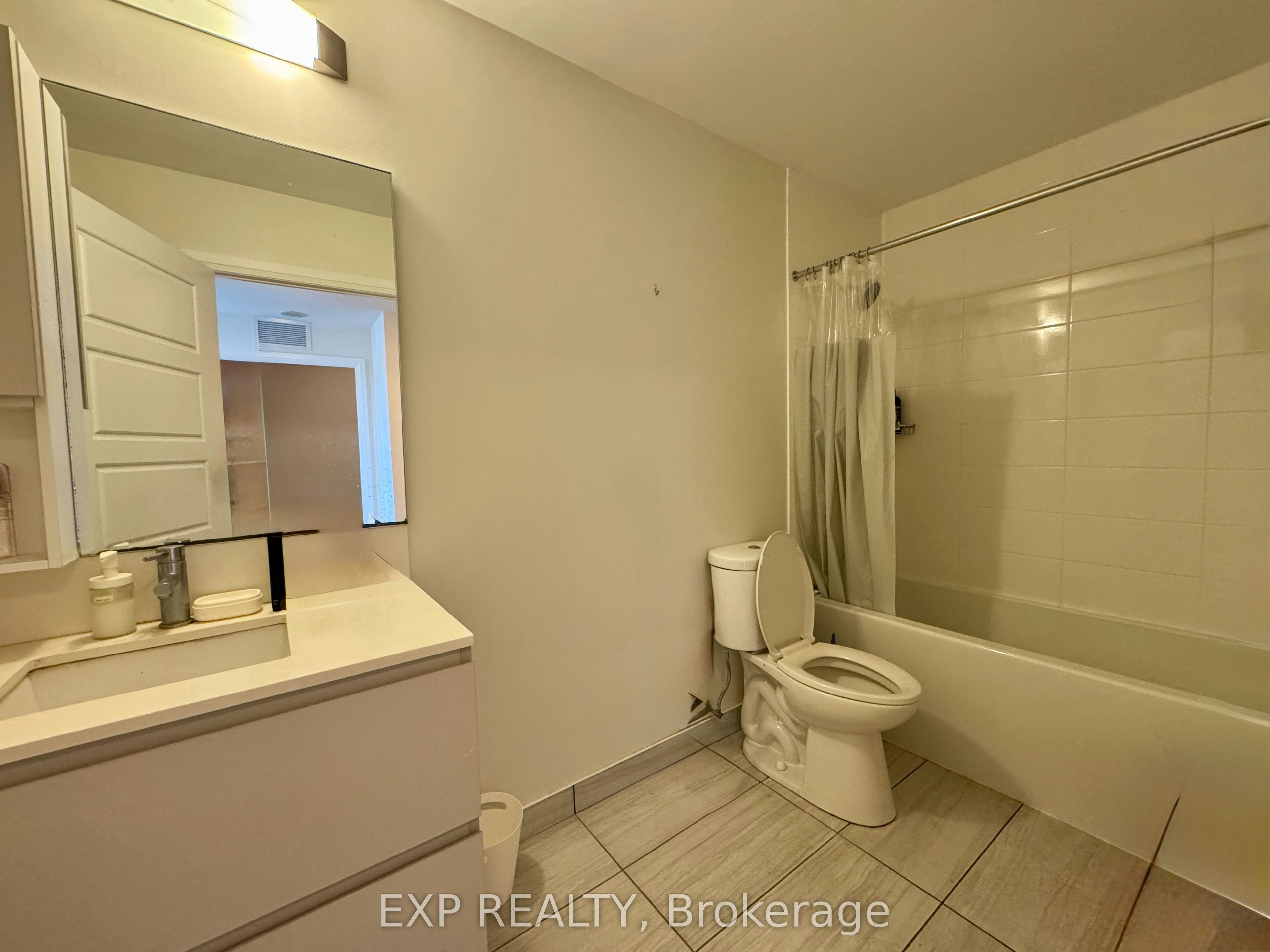 321-25 Water Walk Drive, Markham, ON, L6G 0G3 - 10