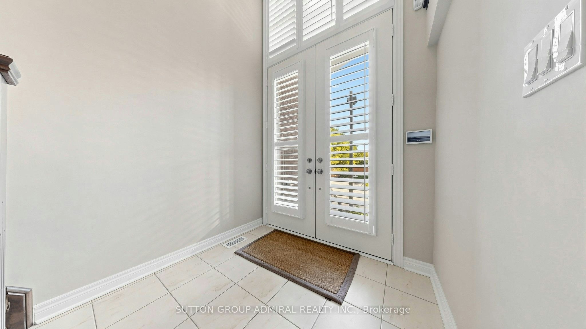 109 Laskin Drive, Vaughan, ON, L6A 5A4 - 3