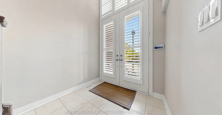 109 Laskin Drive, Vaughan, ON, L6A 5A4 - 3