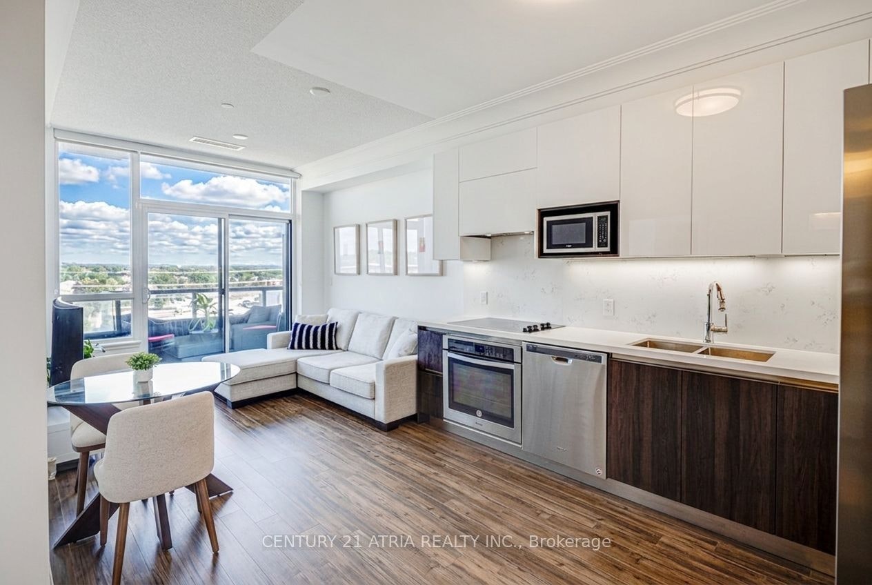 RG15-25 Water Walk Drive, Markham, ON, L6G 0G3