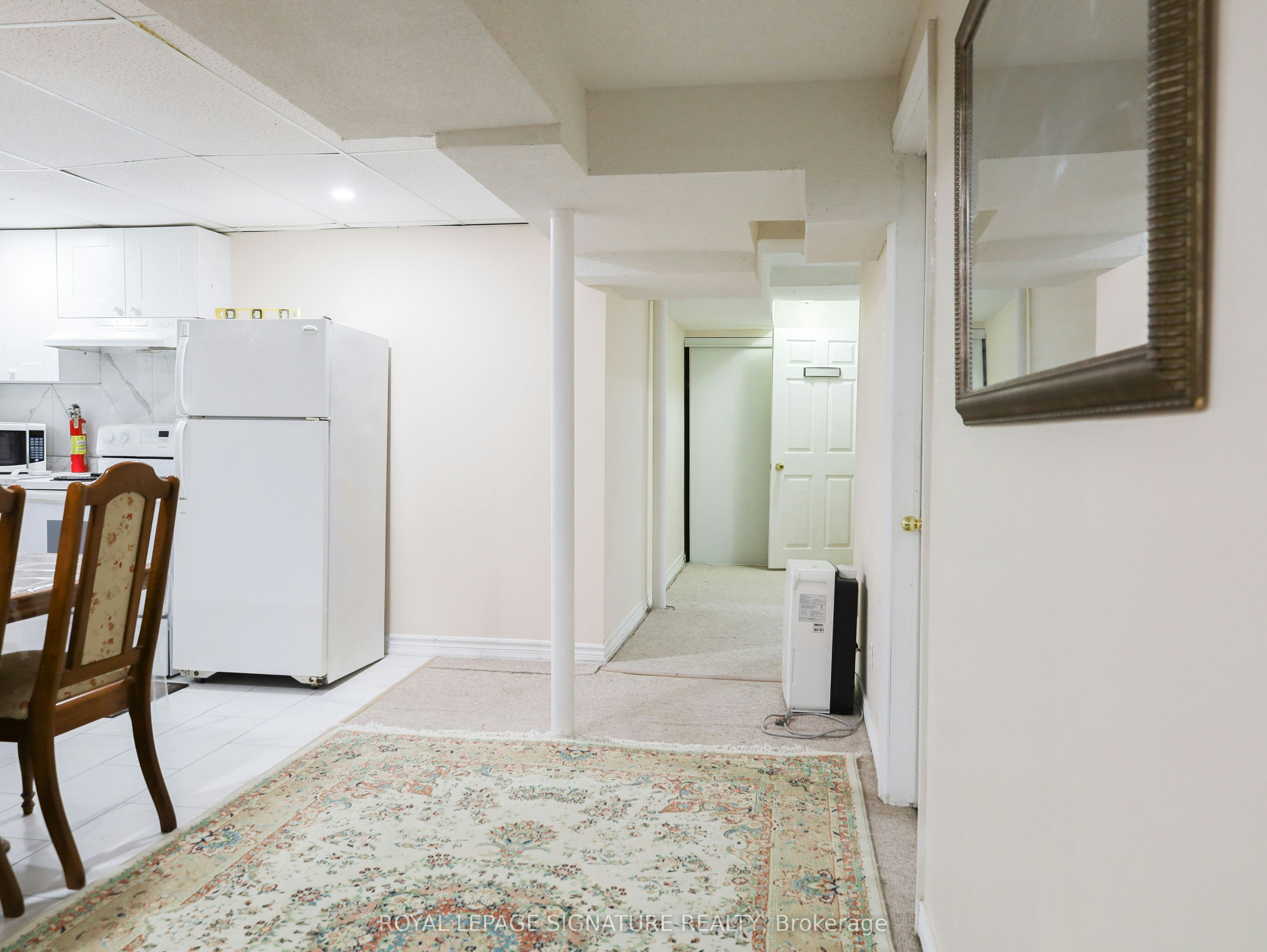1 Bed 1Bath Basement-77 Rushingbrook Drive, Richmond Hill, ON, L4S 1X4 - 2